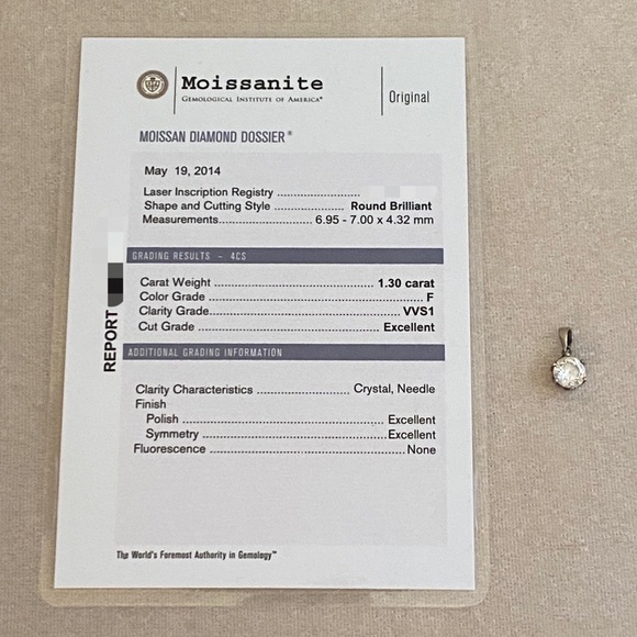 1.3ct Moissanite Diamond with GIA Certificate Round cut pendent - Picture 6 of 7